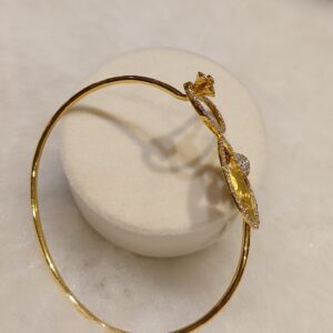 Ladies bracelet