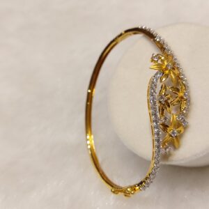 Ladies bracelet