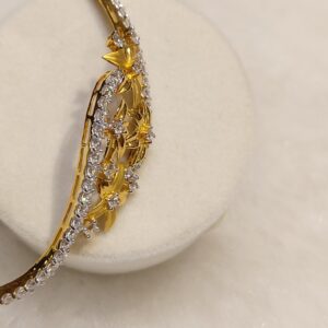 Ladies bracelet