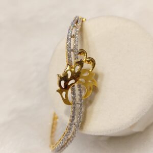Ladies bracelet