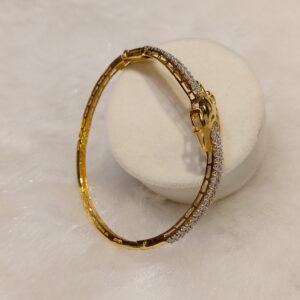 Ladies bracelet
