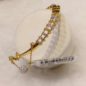 Ladies bracelet