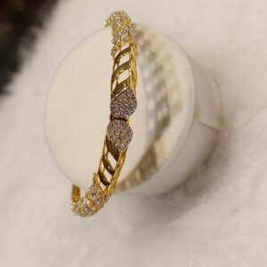 Ladies bracelet