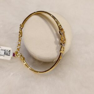 Ladies bracelet