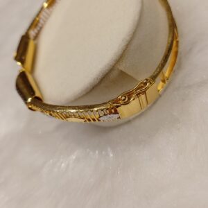 Ladies bracelet