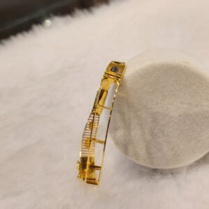 Ladies bracelet