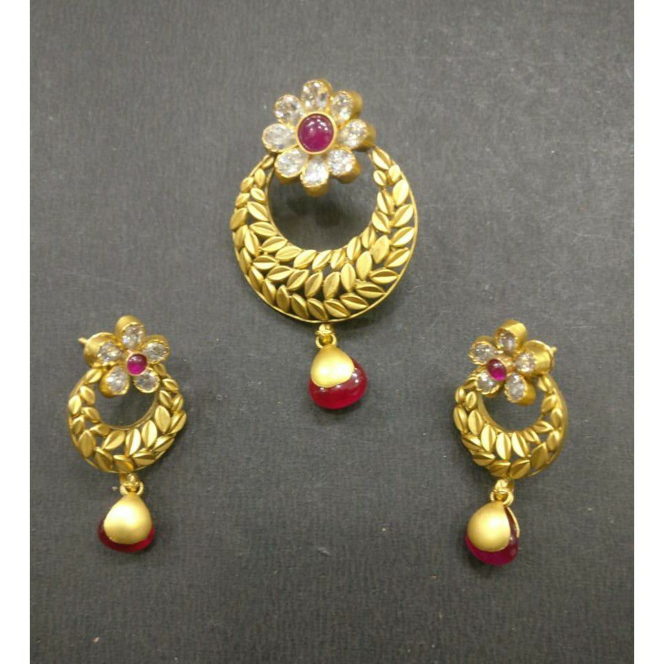 916 gold antique pendant set