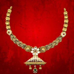 ANTIQUE SET WITH JADTAR