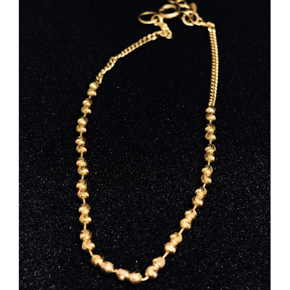 916 Gold Hallmark Stylish Bracelet