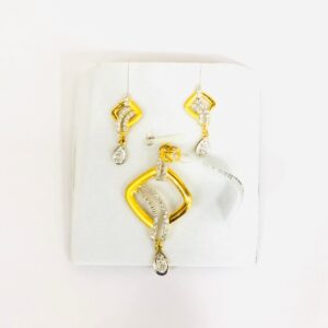 22 Karat, 916 Hall-Marked, Yellow Gold glossy finish square with diamond line continuing to hanging design Pendant With Earrings Set Jkp019