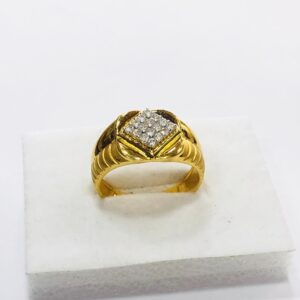 22kt, 916 hm, yellow gold tilted square aD ring for men jkr216