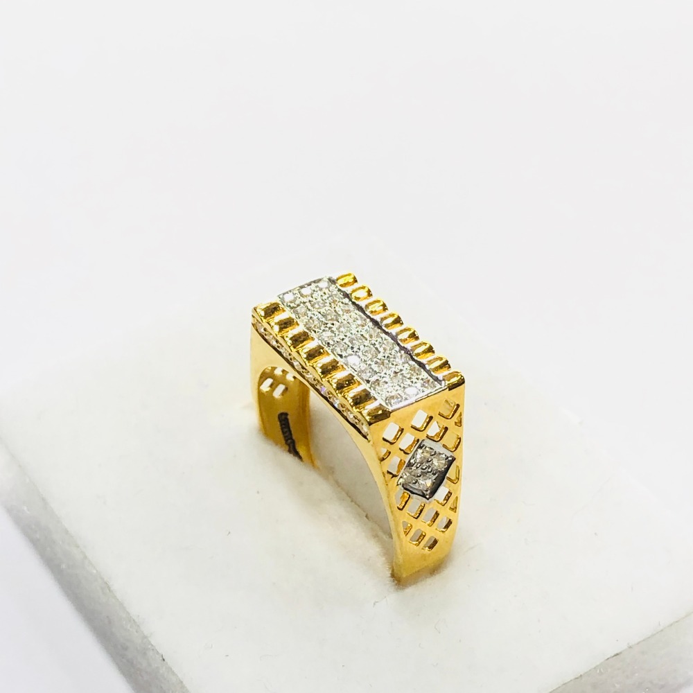22kt, 916 hm, yellow gold High end bridge design ring for men jkr218