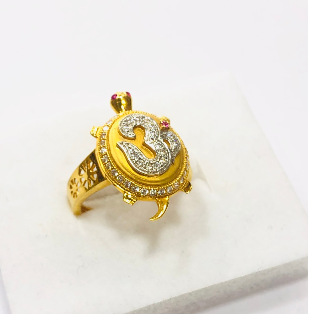 22kt, 916 HM, Yellow Gold tortoise om Design Ring For Men JKR209