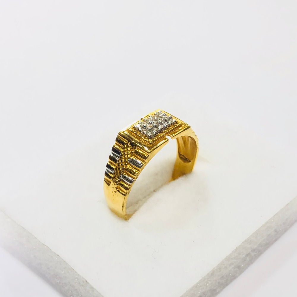 22kt, 916 HM, Yellow Gold slim rectangle Design Ring For Men JKR213