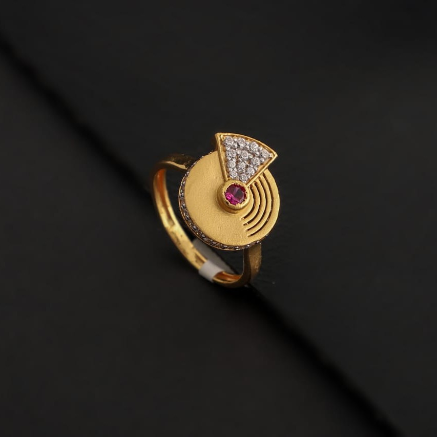Ladies Ring