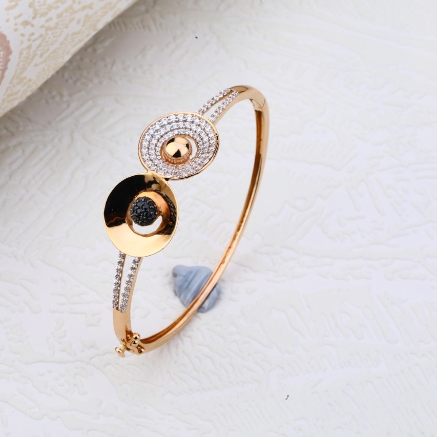 18kt rose gold traditional Bangle