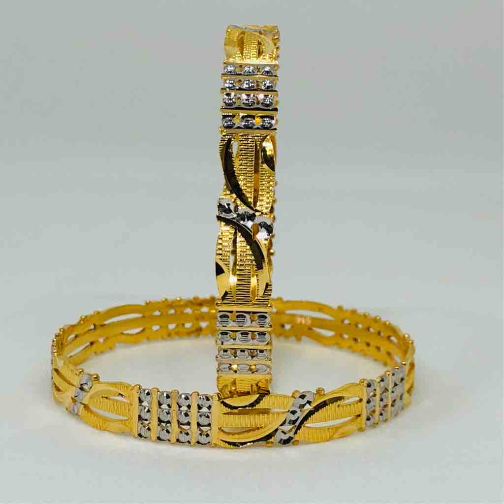 916 22kt exclusive ladies gold bangle