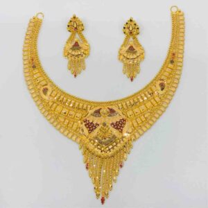 18kt exclusive ladies necklace set