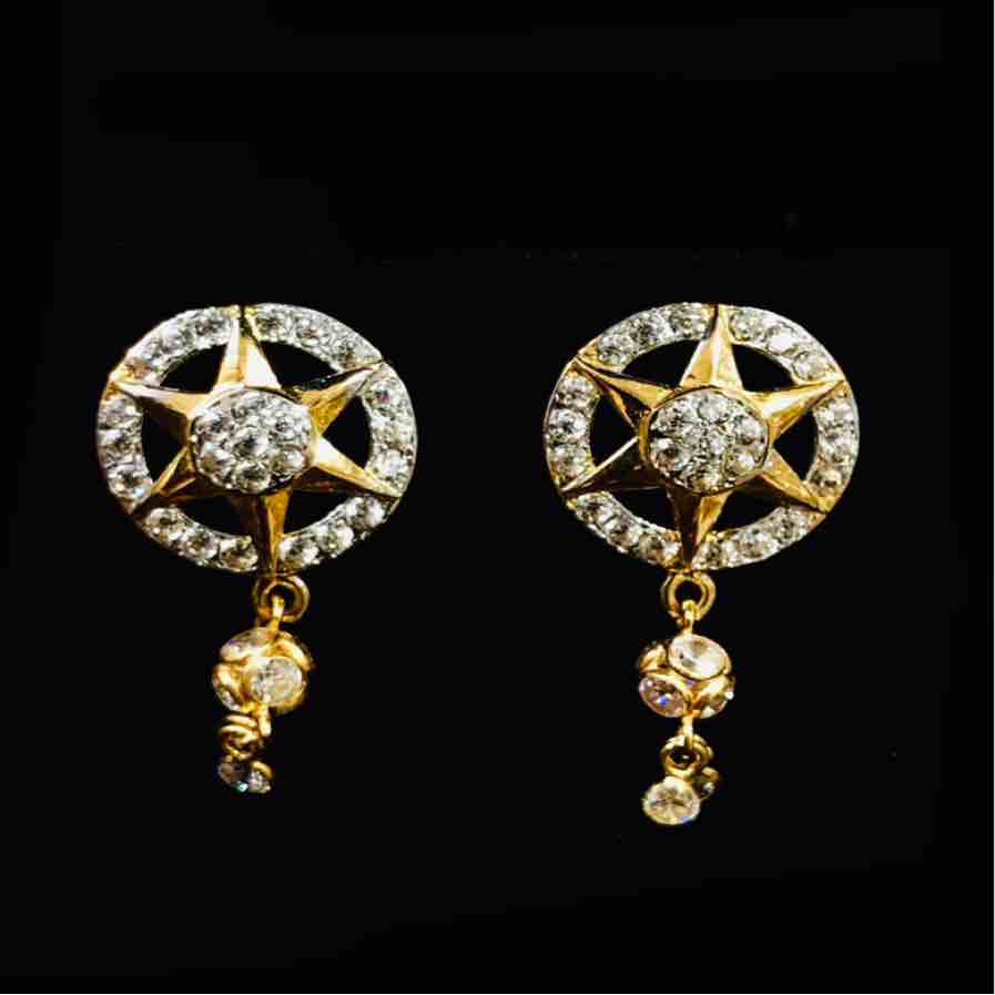 22KT Gold Exclusive Diamond Earrings