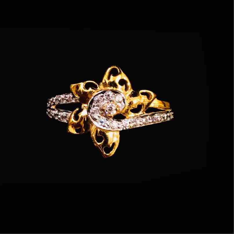 22KT Ladies Exclusive Diamond Ring - Image 2