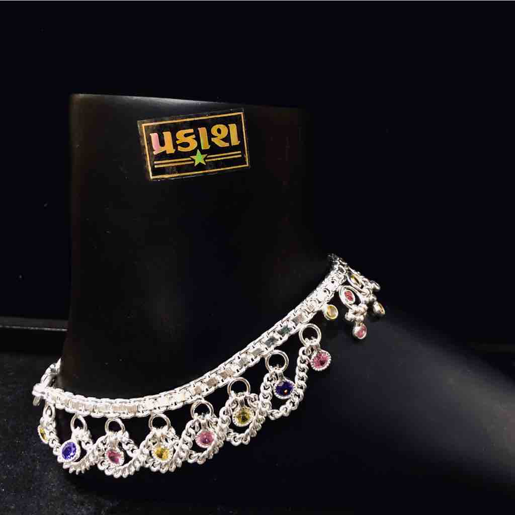 750 Silver Jasti exclusive fancy zulla payal - Image 4