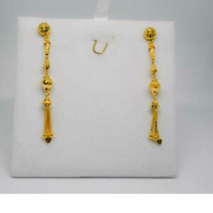 Sui Dhaga Famous Name Of Tops