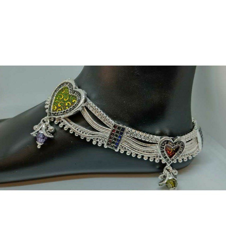 Silver Heart Shape Broad Payal