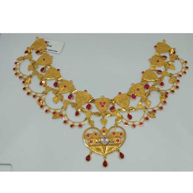 916 Royal Queen Necklace