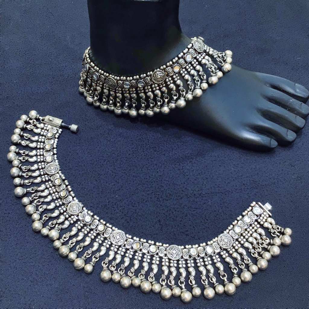 925 Silver Fancy Payal - Image 2
