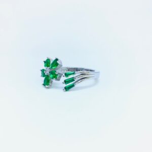 FANCY STERLING SILVER GREEN STONE RING