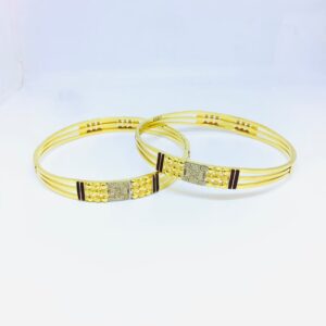DESIGNING FANCY GOLD BANGLES