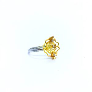 REAL DIAMOND FANCY FLOWER RING