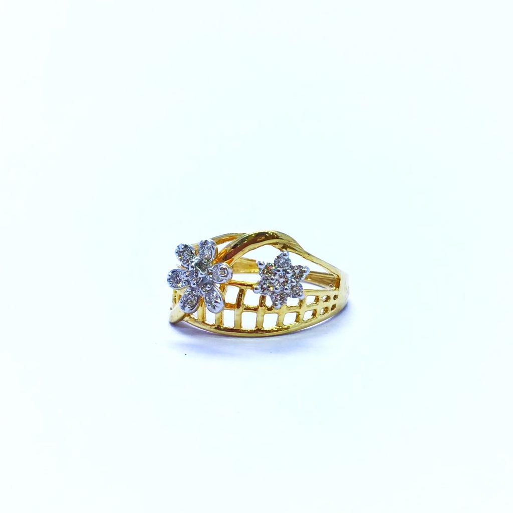 REAL DIAMOND FANCY FLOWER RING - Image 3