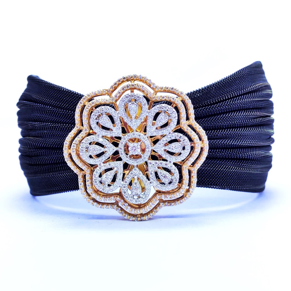 DESIGNING FANCY ROSE GOLD FLOWER BRACELET