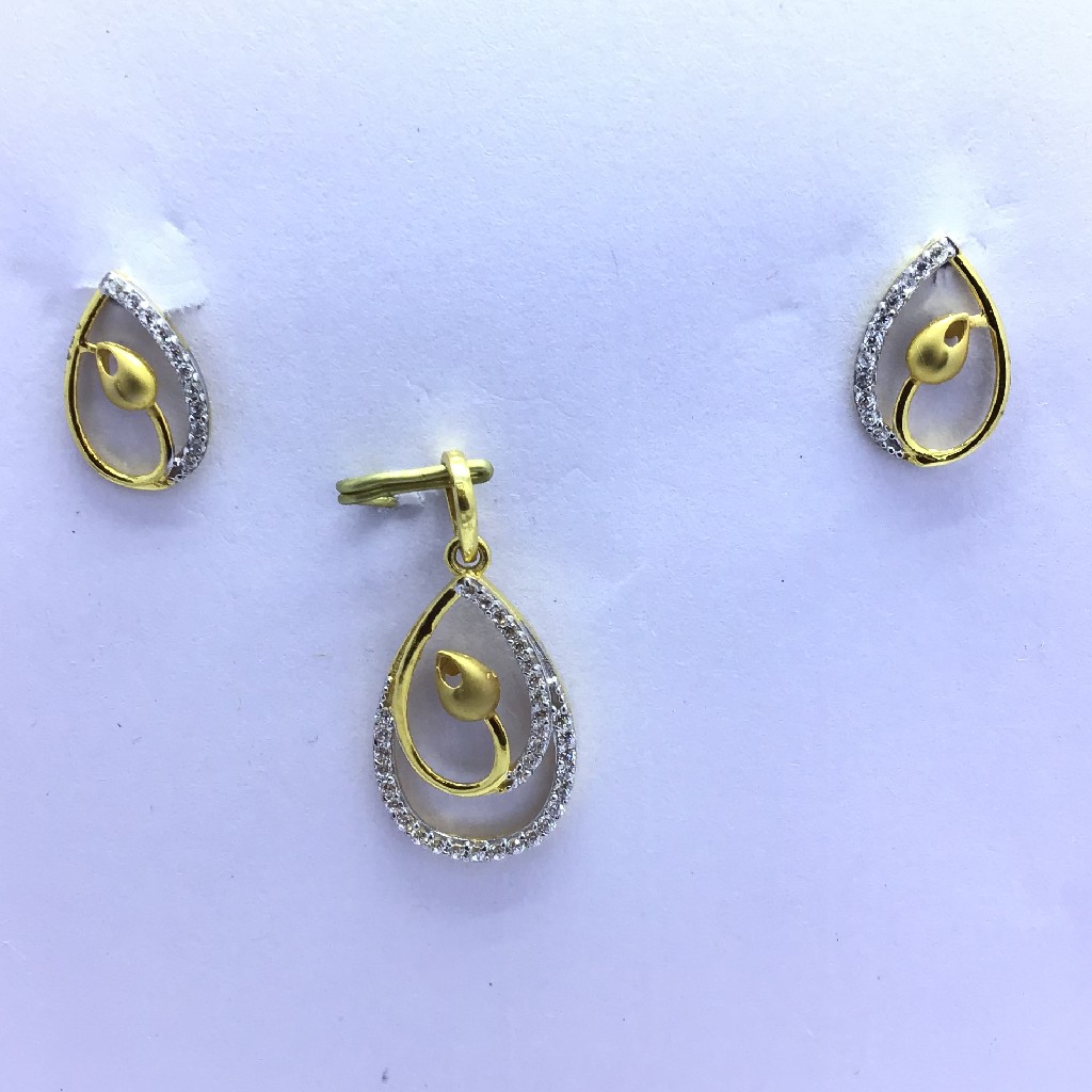 DESIGNING FANCY GOLD PENDANT SET