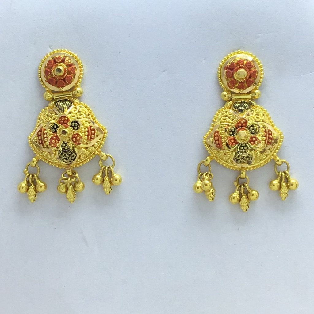 designed fancy gold earrings