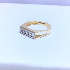 designing rose gold fancy ladies ring