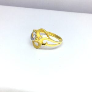 designing fancy ladies gold ring