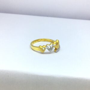 heart designed ladies fancy gold ring