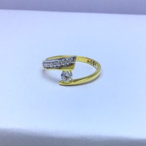branded fancy ladies gold ring