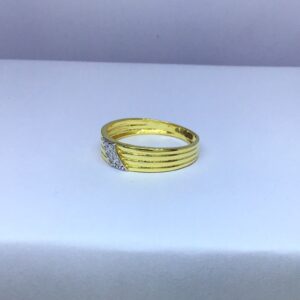 designing fancy ladies gold ring