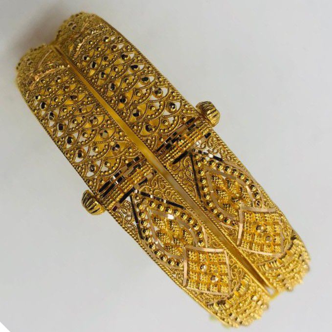22kt gold bangles