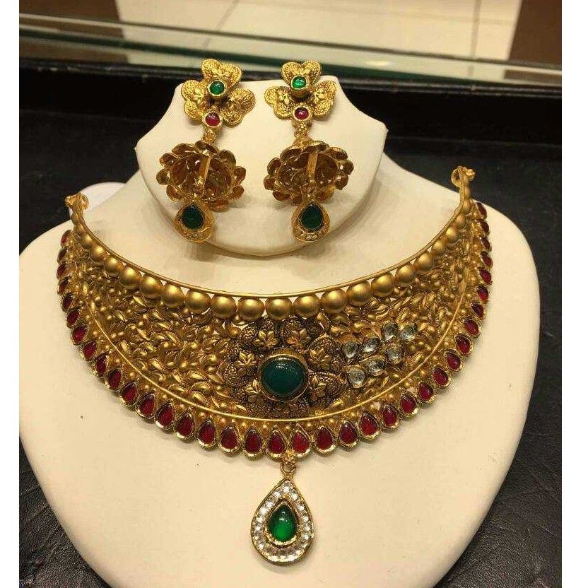 Antique Style Kundan Bridal Necklace Set