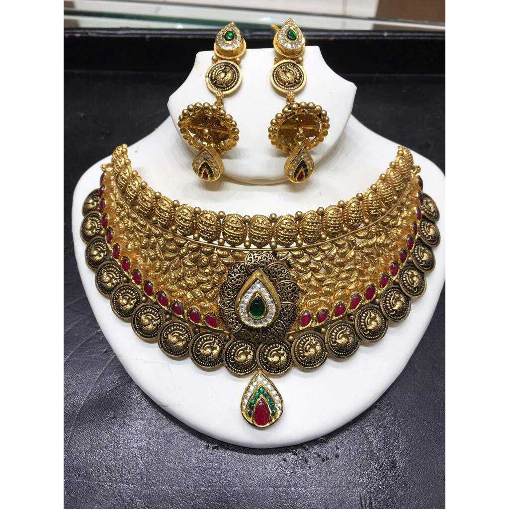 Antique Kundan Style  Ladies Necklace Set