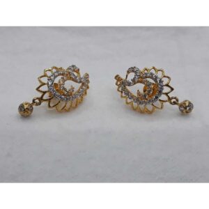 18KT Gold Leaf Shape Ladies Earrings