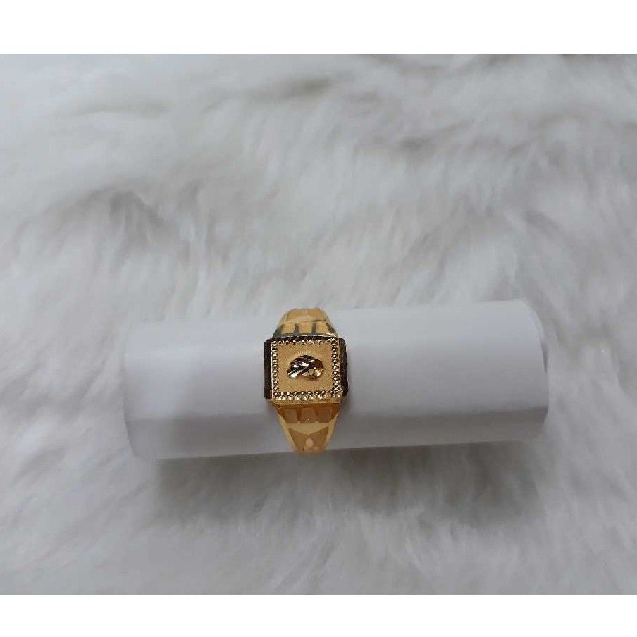 18k/750 Gold Stylish Gents Ring