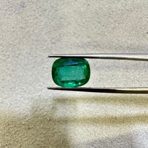 3.52ct cushion green emerald-panna