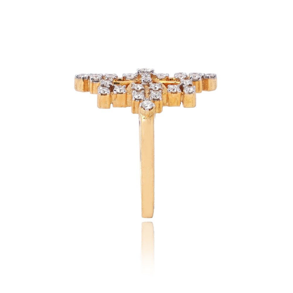 22KT Gold Fancy Diamond Ring - Image 2