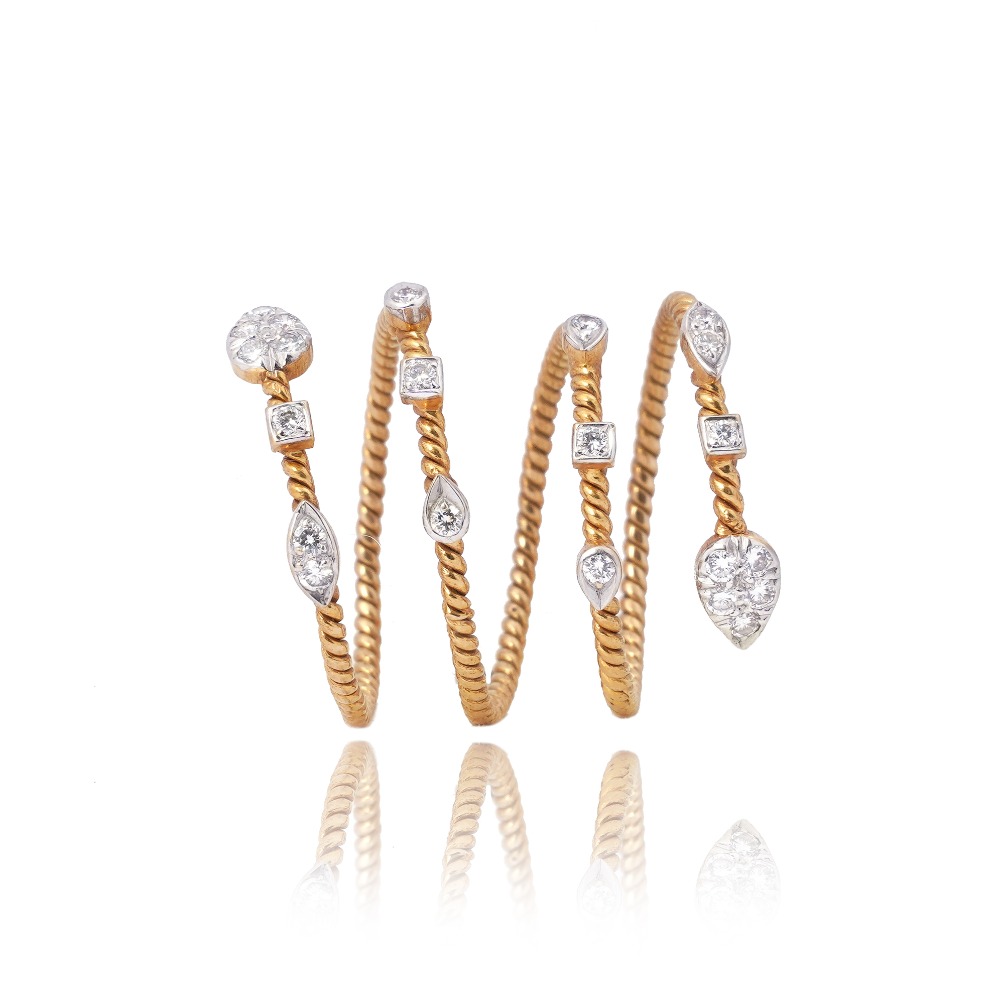 22K Gold Spring Design Diamond Ring - Image 3