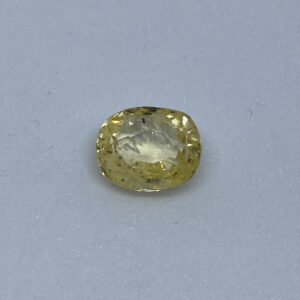 3.81ct oval yellow yellow-sapphire-pukhraj